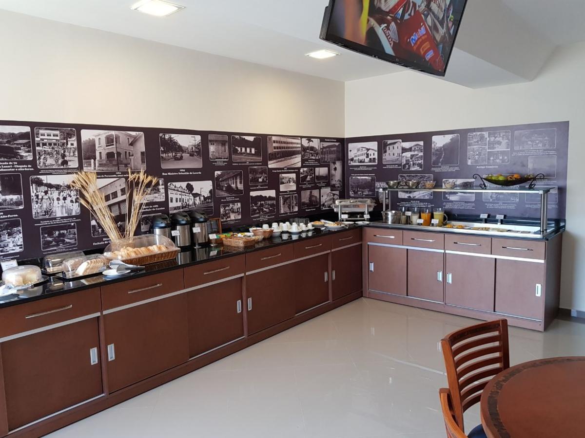 Paracambi Top Hotel Kültér fotó